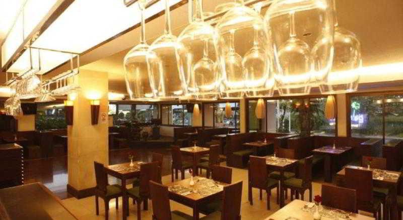 Royal Peninsula Hotel Chiangmai Čiang Mai Exteriér fotografie